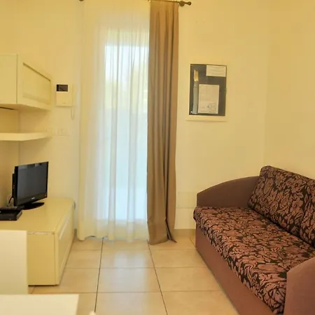 One Bedroom Close To The * ביביונה