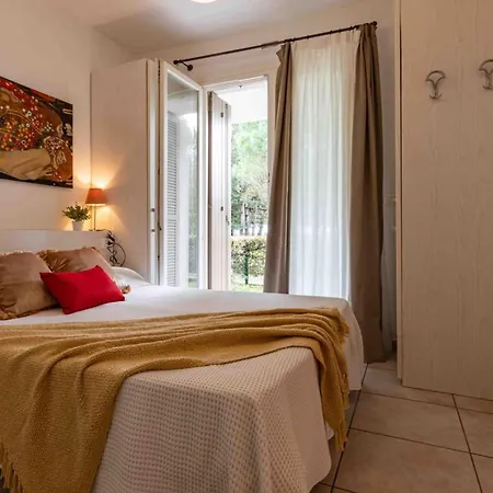 Cozy With A Fenced Garden And Fireplace Bibione