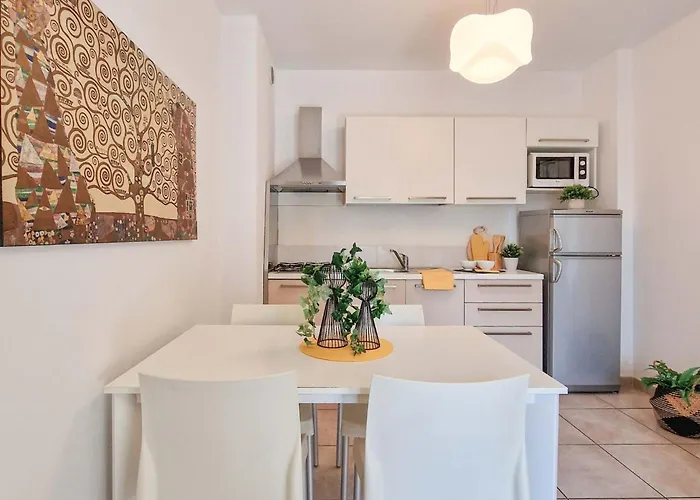 Cozy With A Fenced Garden And Fireplace * Bibione